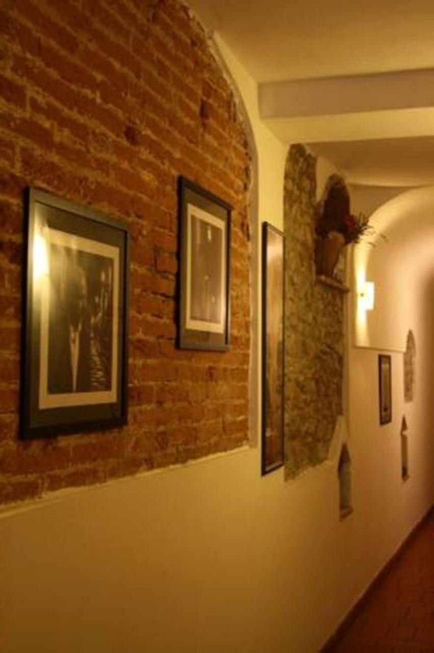 Pensión Casa Corsi 2*